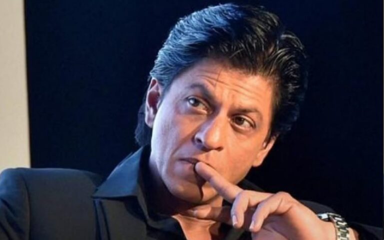 shah rukh khan reveals reason on rejecting slumdog millionaire says baimaan aur dhoka dene wala role dvy | शाहरुख खान ने Slumdog Millionaire को रिजेक्ट करने पर तोड़ी चुप्पी, कहा